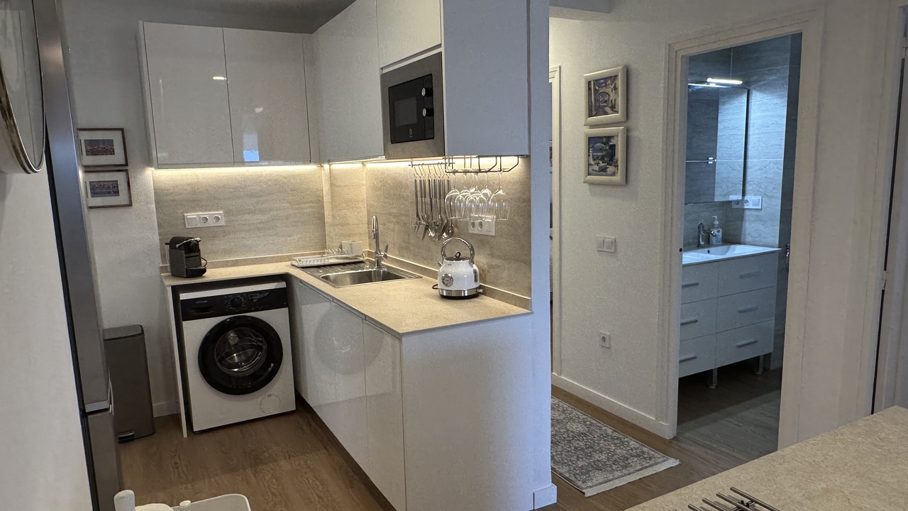 3 Bed, 2 Bath, ApartmentFor Sale, Torrevieja, Alicante 3 Bed, 2 Bath, ApartmentFor Sale, Torrevieja, Alicante