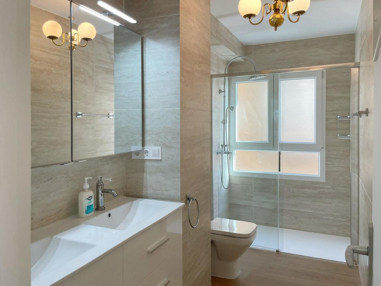 3 Bed, 2 Bath, ApartmentFor Sale, Torrevieja, Alicante 3 Bed, 2 Bath, ApartmentFor Sale, Torrevieja, Alicante