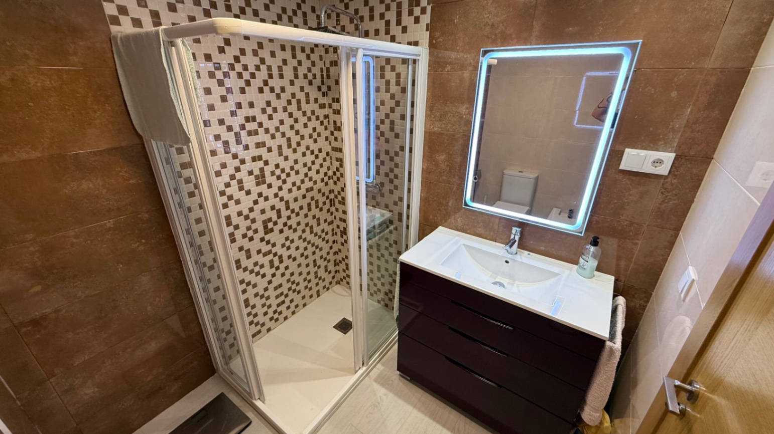 3 Bed, 1 Bath, ApartmentFor Sale, Torrevieja, Alicante