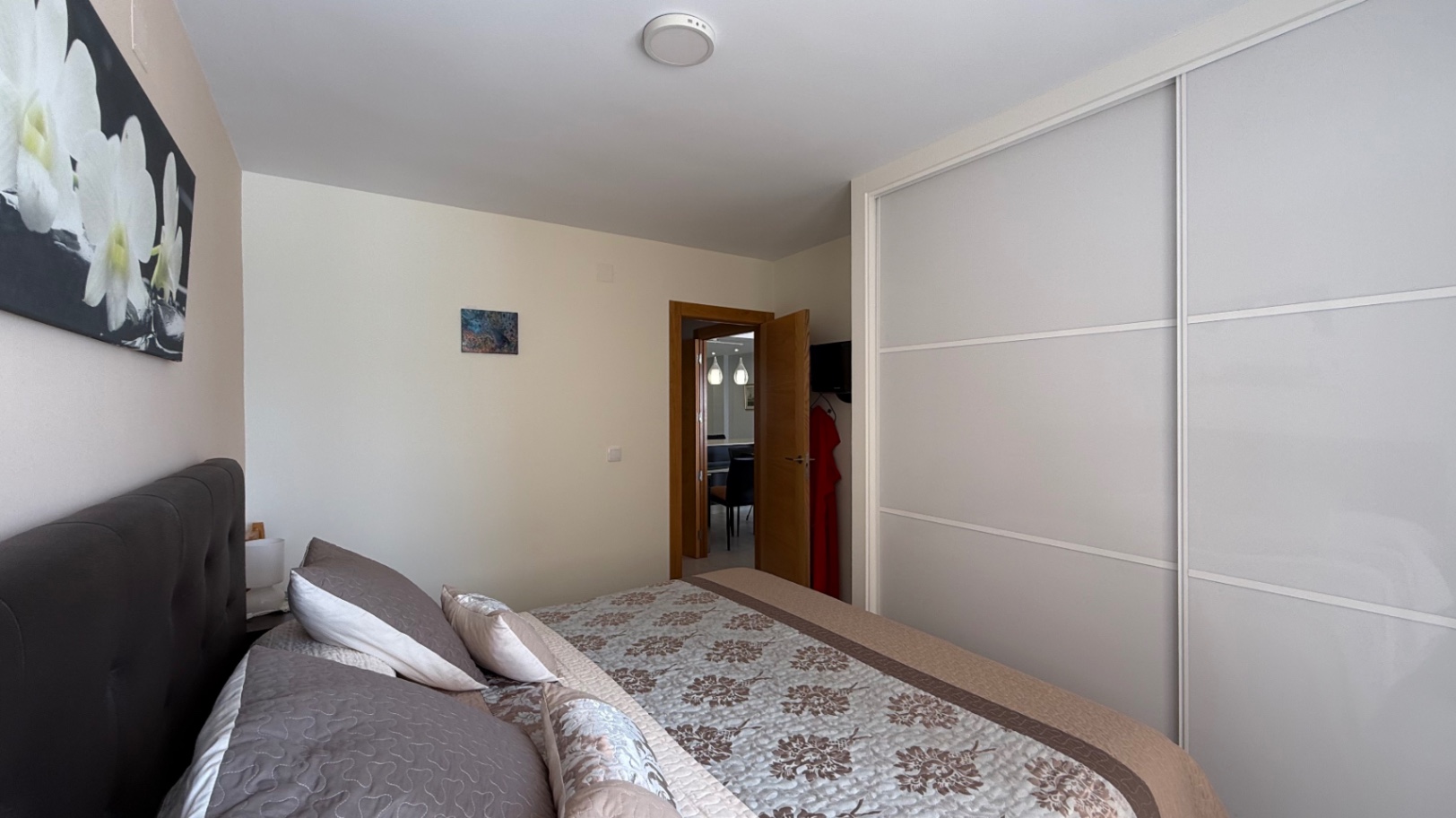 3 Bed, 1 Bath, ApartmentFor Sale, Torrevieja, Alicante