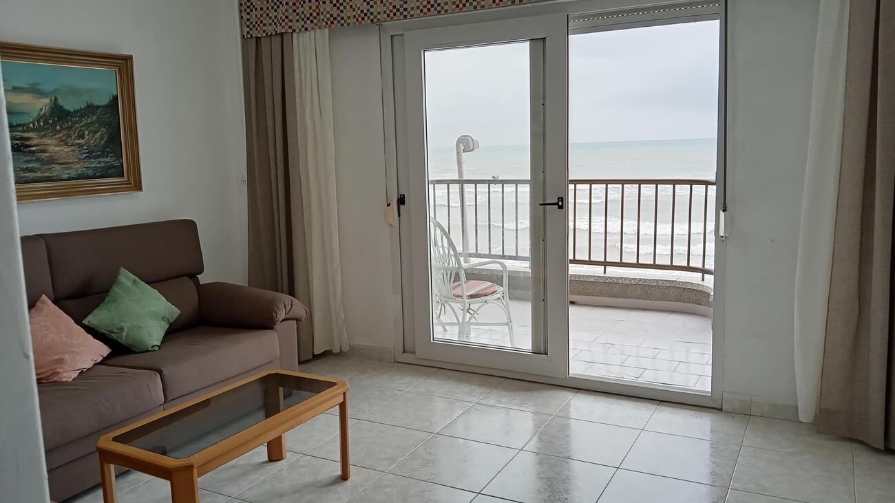 3 Bed, 2 Bath, ApartmentFor Sale, Torrevieja, Alicante