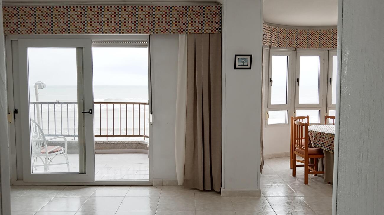 3 Bed, 2 Bath, ApartmentFor Sale, Torrevieja, Alicante