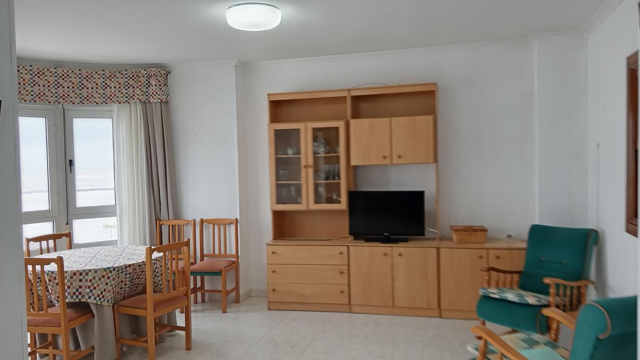 3 Bed, 2 Bath, ApartmentFor Sale, Torrevieja, Alicante