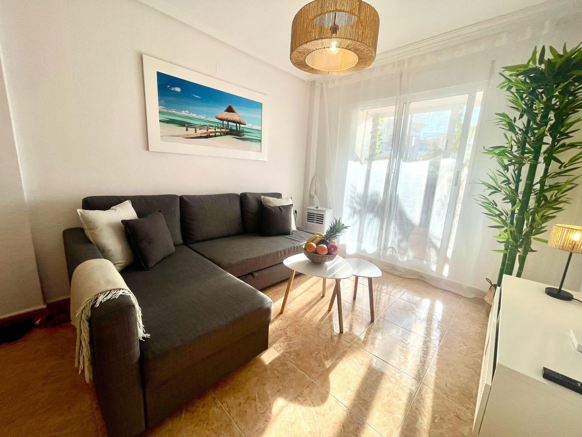 2 Bed, 1 Bath, ApartmentFor Sale, Torrevieja, Alicante