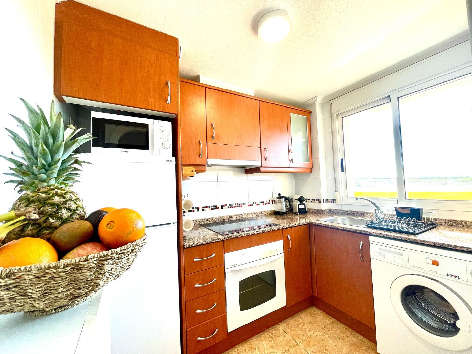 2 Bed, 1 Bath, ApartmentFor Sale, Torrevieja, Alicante