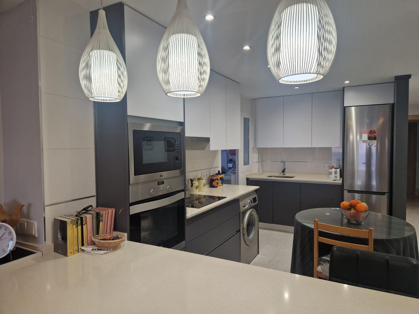 3 Bed, 1 Bath, ApartmentFor Sale, Torrevieja, Alicante