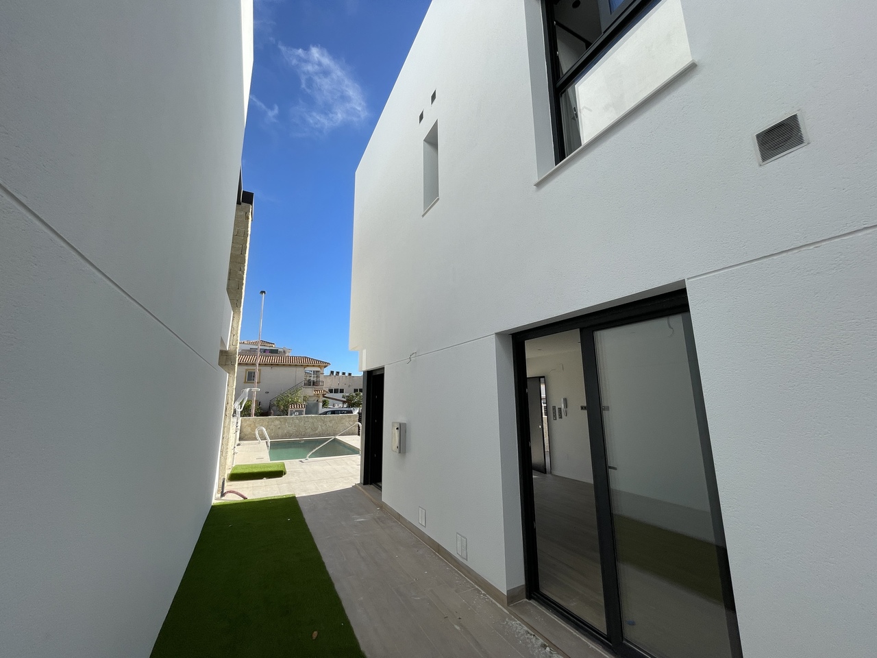 4 Bed, 3 Bath, ApartmentFor Sale, Pilar De La Horadada, Alicante