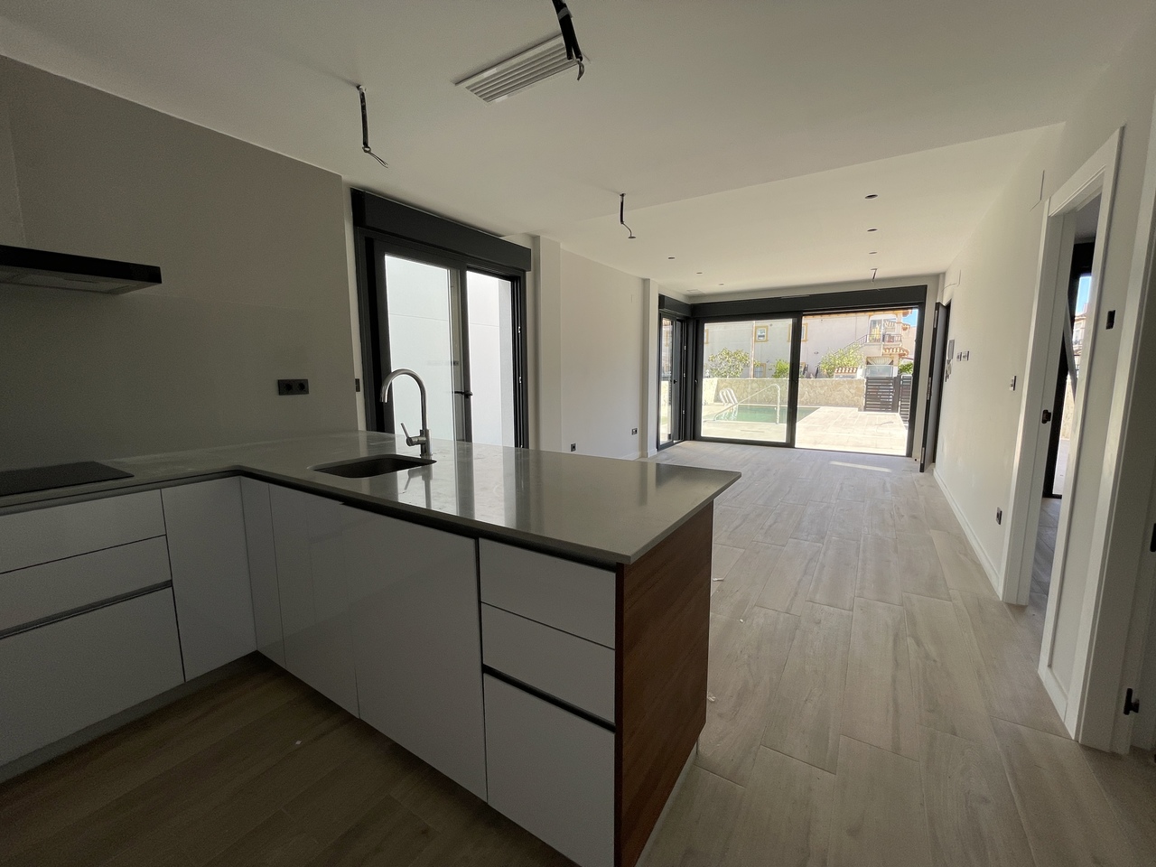 4 Bed, 3 Bath, ApartmentFor Sale, Pilar De La Horadada, Alicante