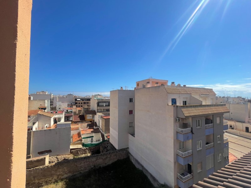 1 Bed, 1 Bath, ApartmentFor Sale, Torrevieja, Alicante