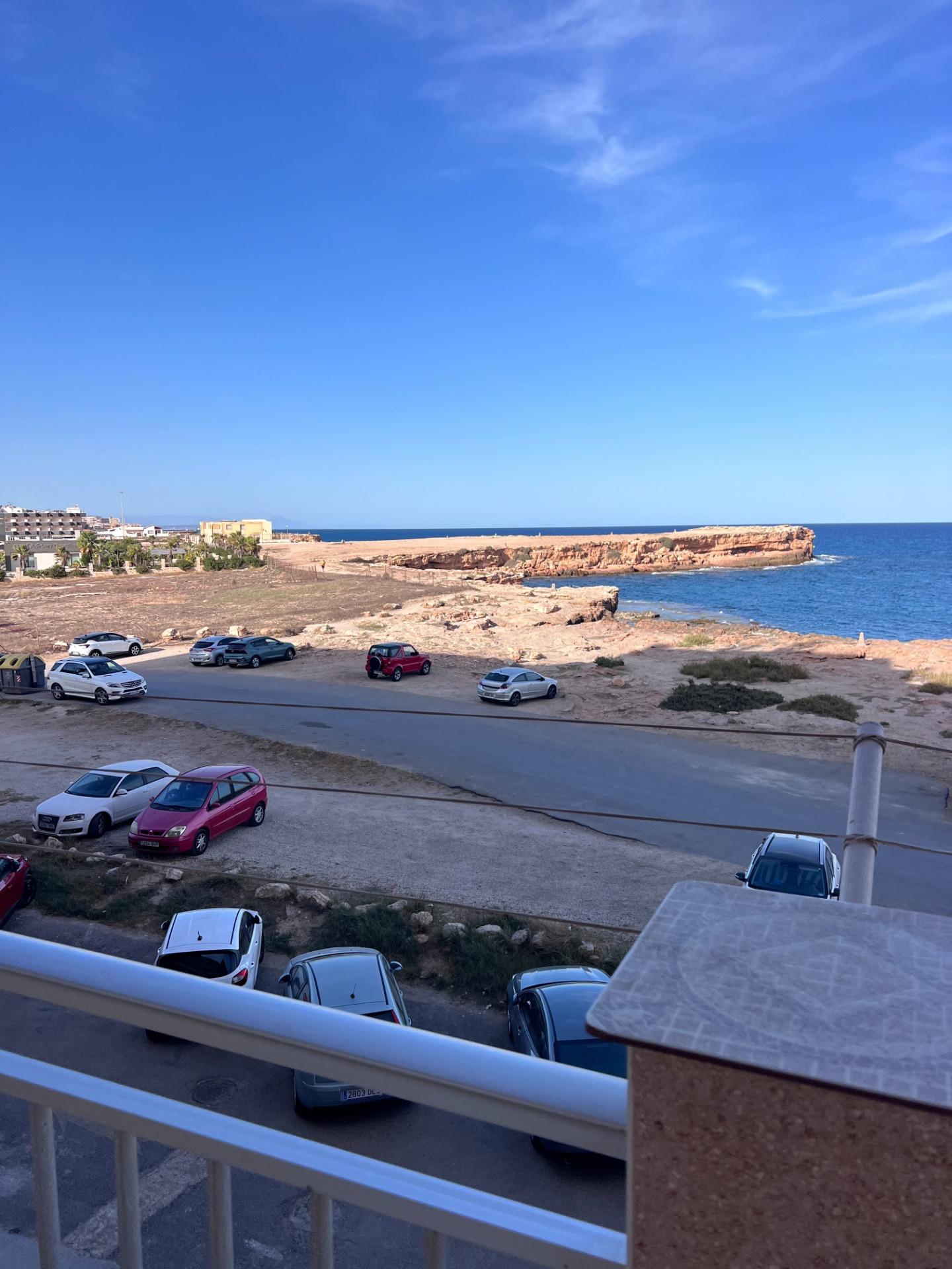 3 Bed, 2 Bath, ApartmentFor Sale, Torrevieja, Alicante