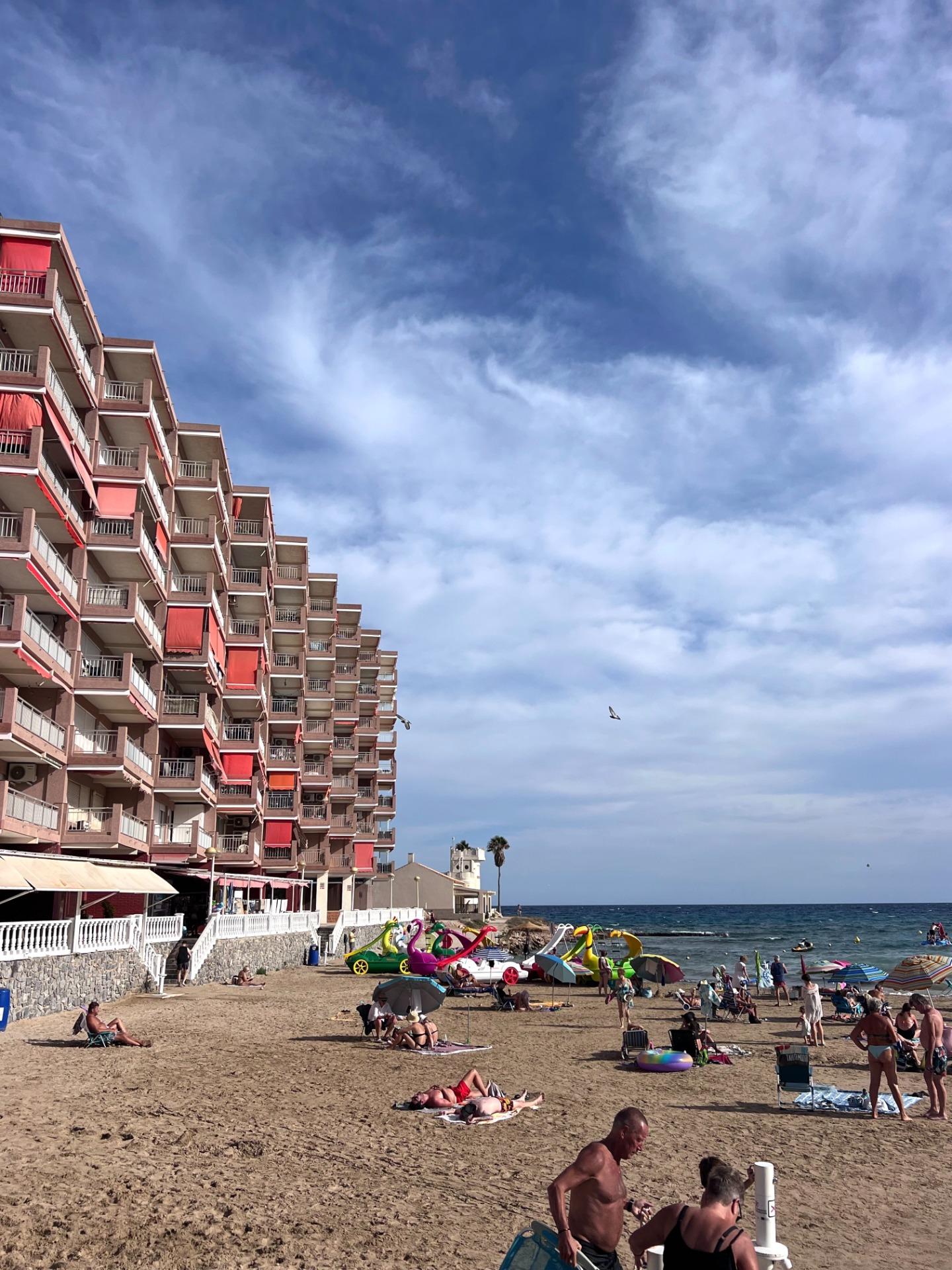 3 Bed, 2 Bath, ApartmentFor Sale, Torrevieja, Alicante