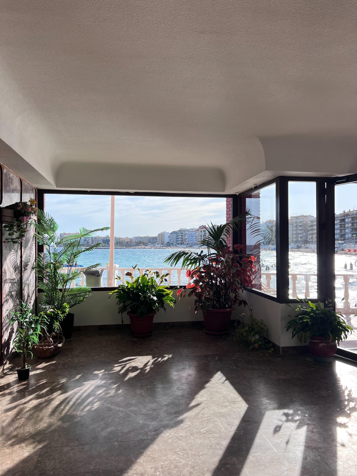 3 Bed, 2 Bath, ApartmentFor Sale, Torrevieja, Alicante