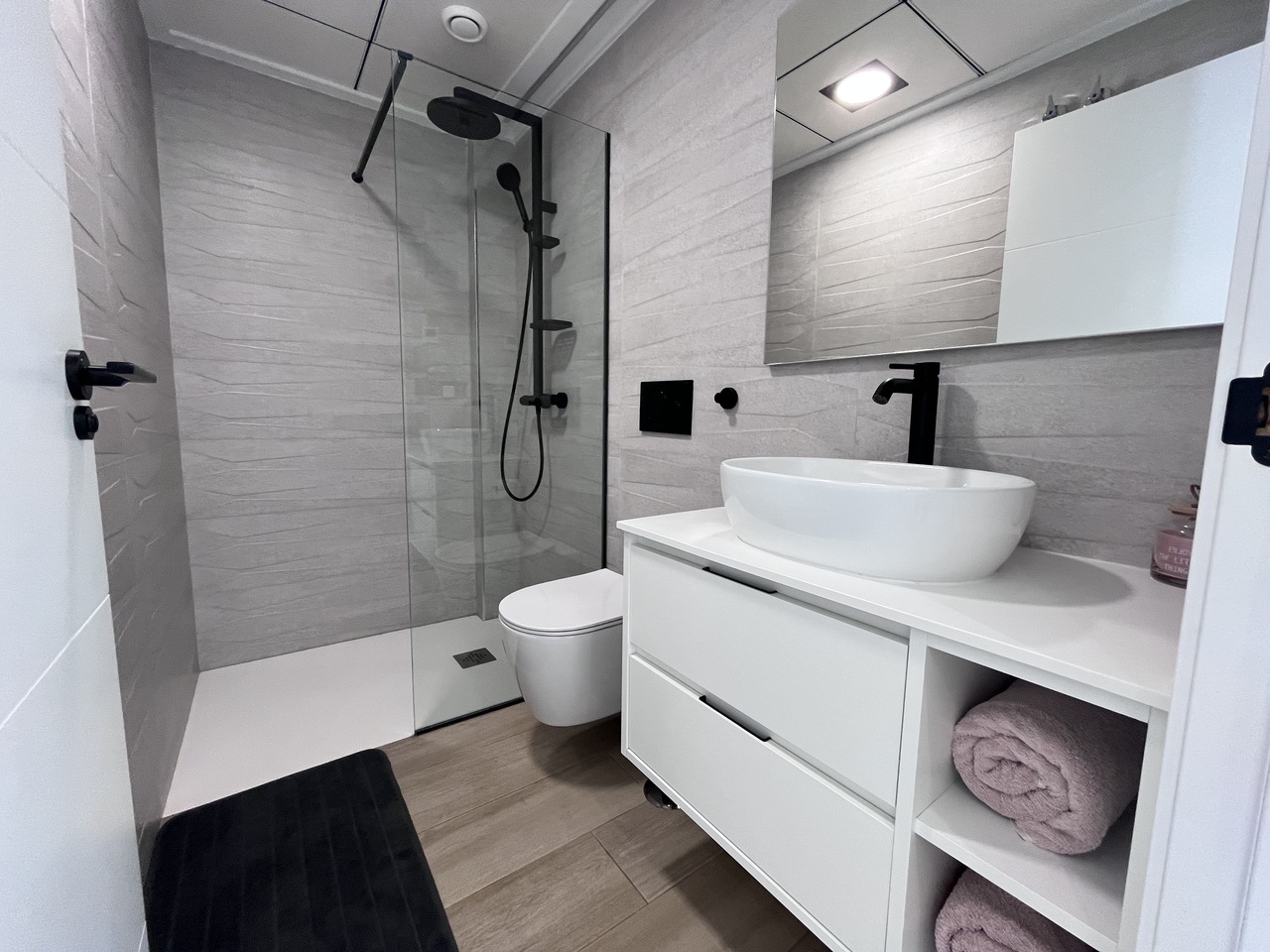 4 Bed, 3 Bath, HouseFor Sale, Playa Flamenca, Alicante