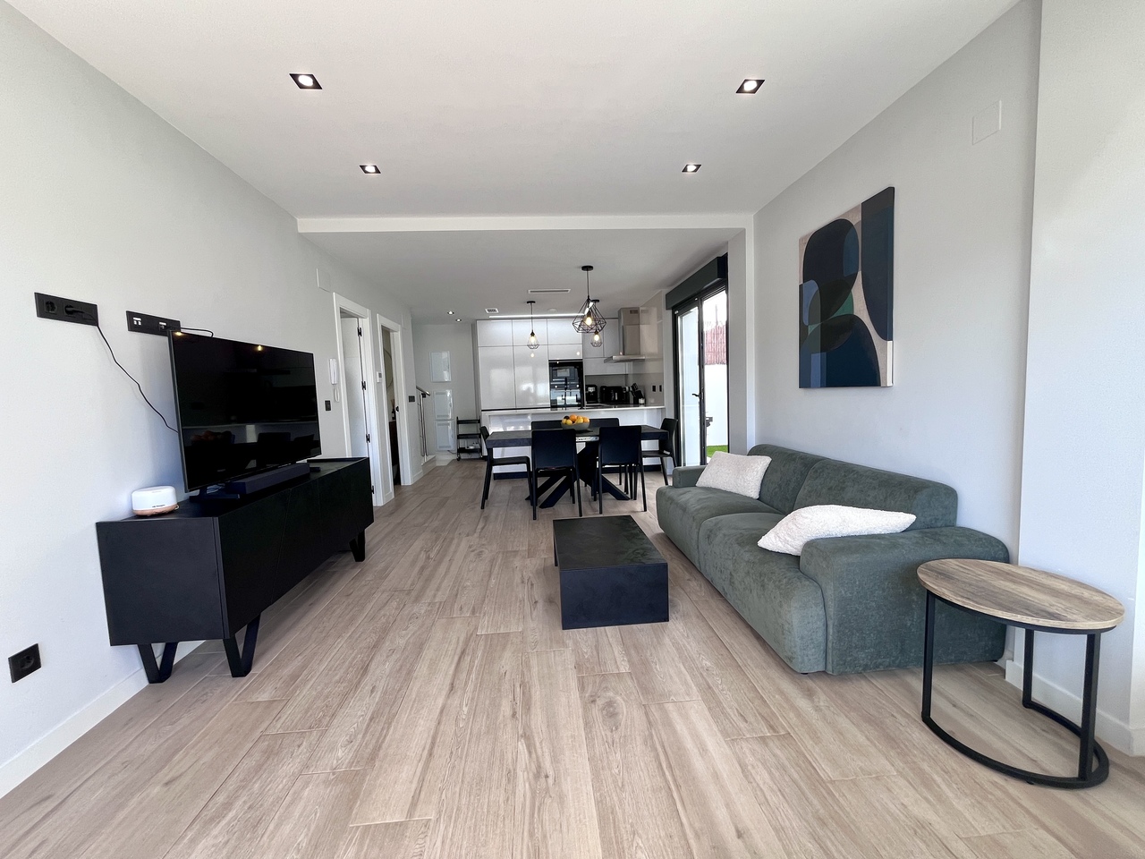 4 Bed, 3 Bath, HouseFor Sale, Playa Flamenca, Alicante