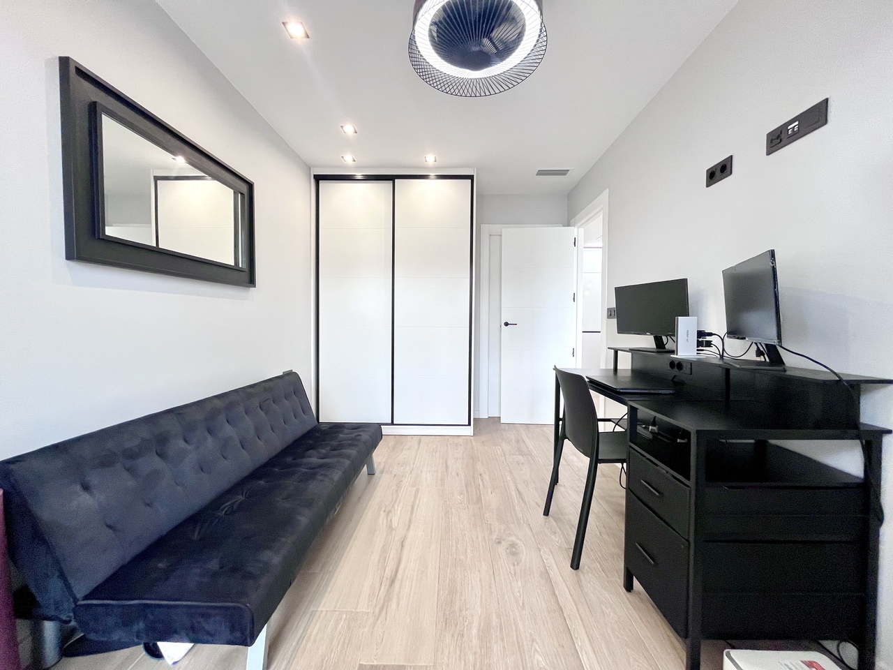 4 Bed, 3 Bath, HouseFor Sale, Playa Flamenca, Alicante