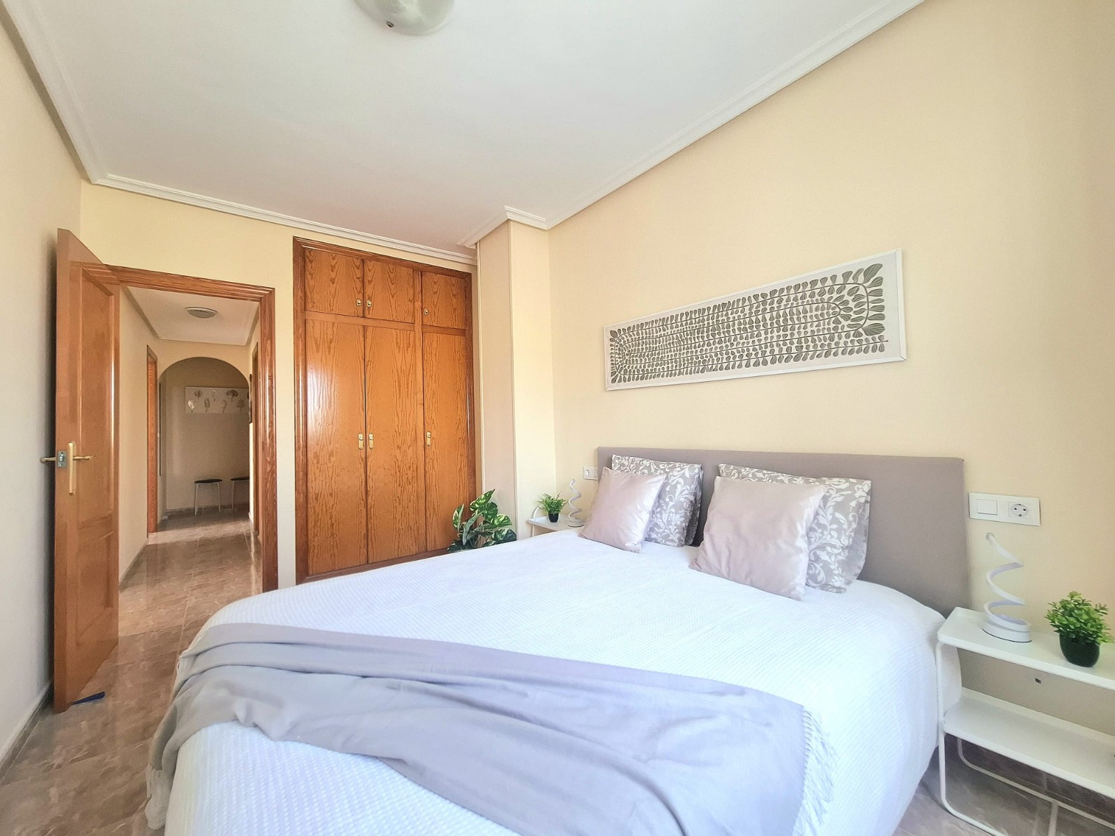 2 Bed, 1 Bath, ApartmentFor Sale, Torrevieja, Alicante 2 Bed, 1 Bath, ApartmentFor Sale, Torrevieja, Alicante