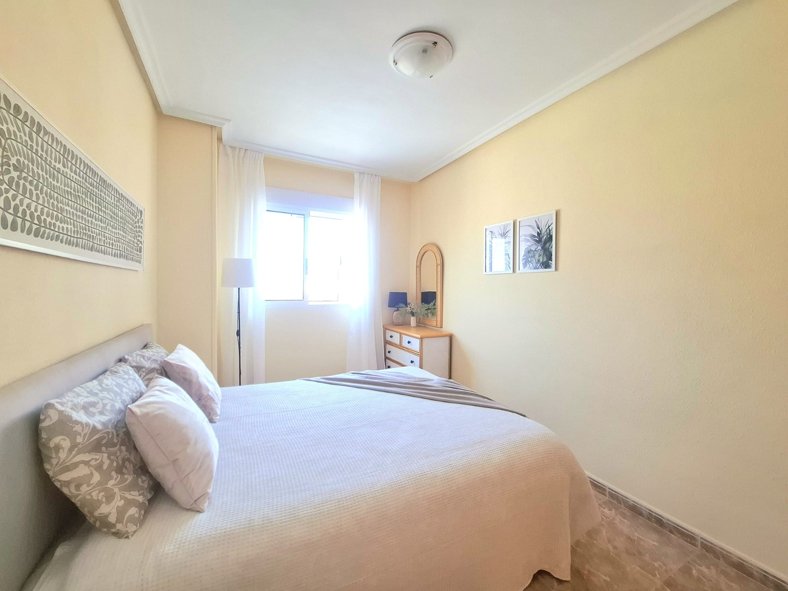 2 Bed, 1 Bath, ApartmentFor Sale, Torrevieja, Alicante 2 Bed, 1 Bath, ApartmentFor Sale, Torrevieja, Alicante