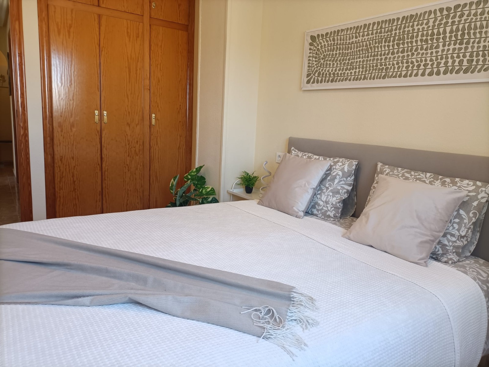 2 Bed, 1 Bath, ApartmentFor Sale, Torrevieja, Alicante 2 Bed, 1 Bath, ApartmentFor Sale, Torrevieja, Alicante