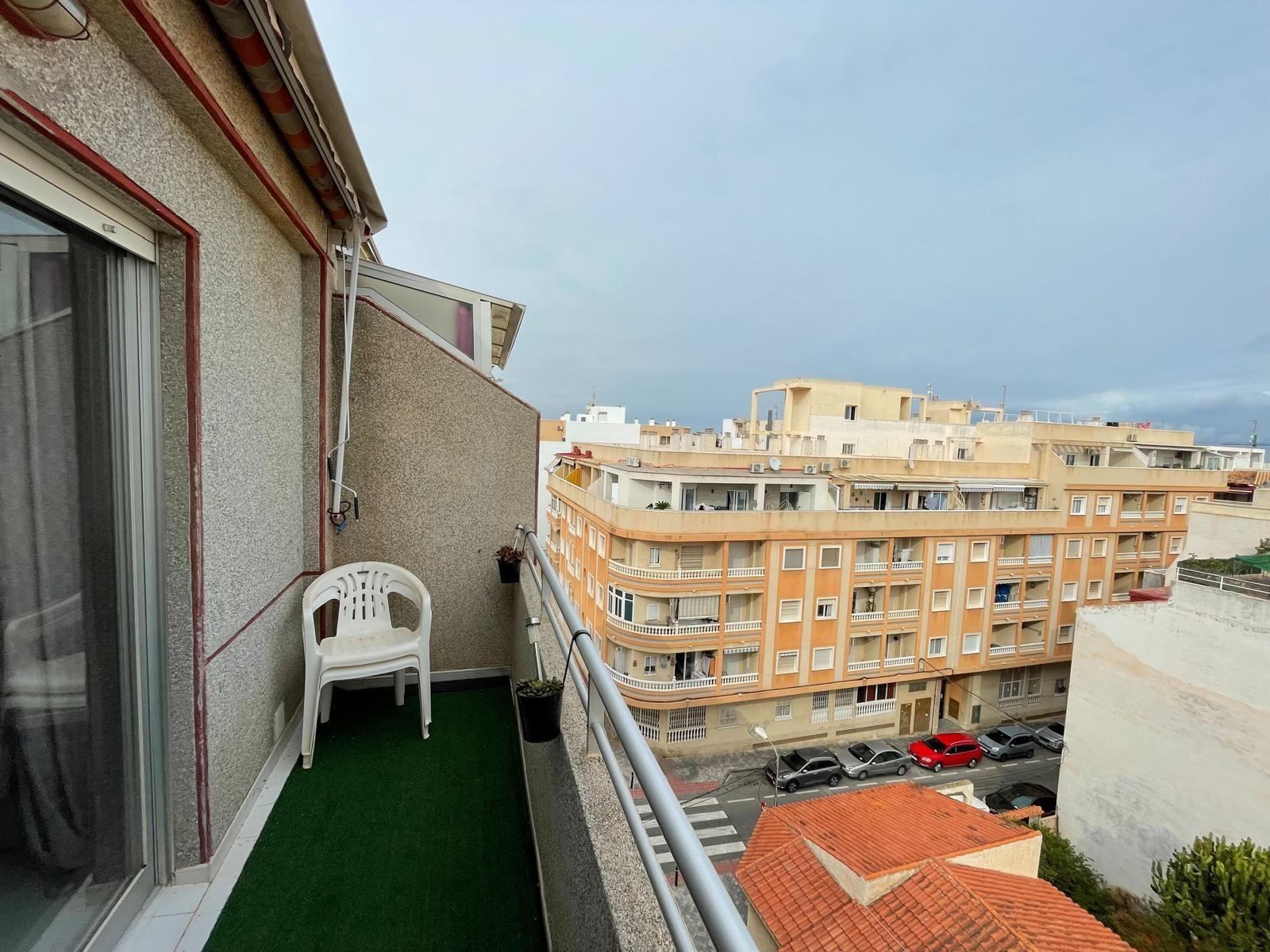 2 Bed, 1 Bath, ApartmentFor Sale, Torrevieja, Alicante