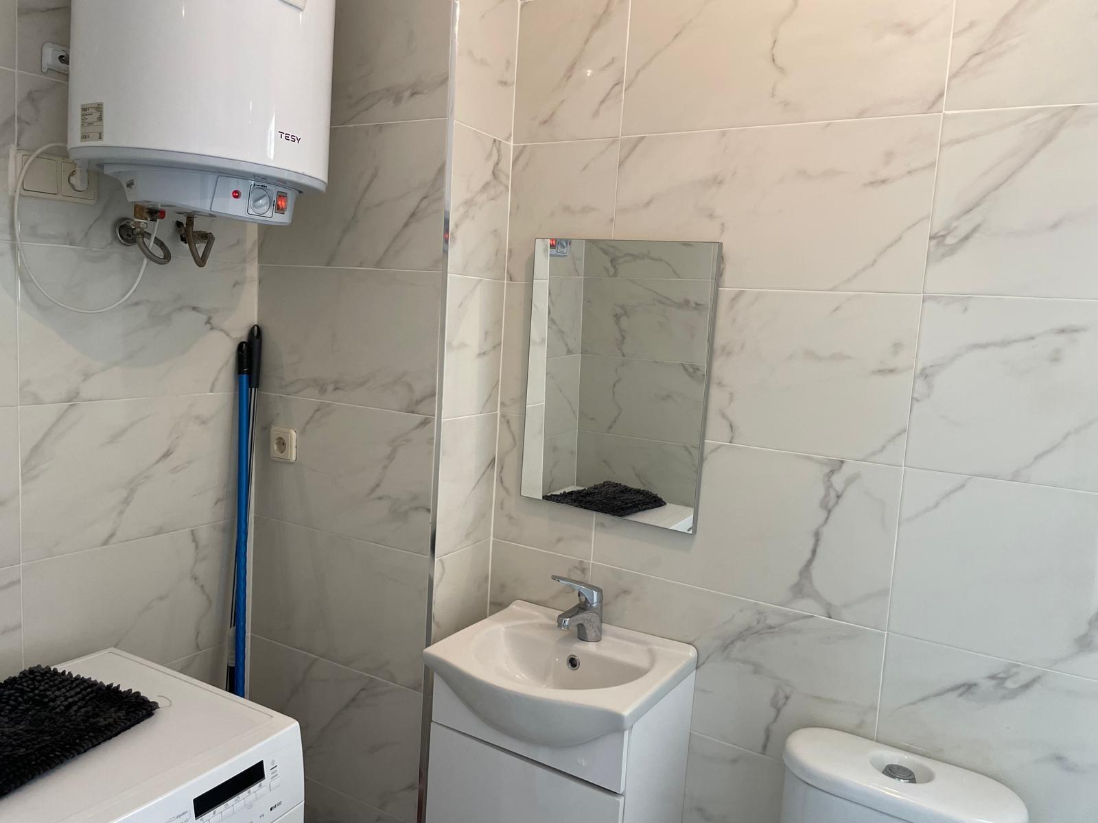 2 Bed, 1 Bath, ApartmentFor Sale, Torrevieja, Alicante