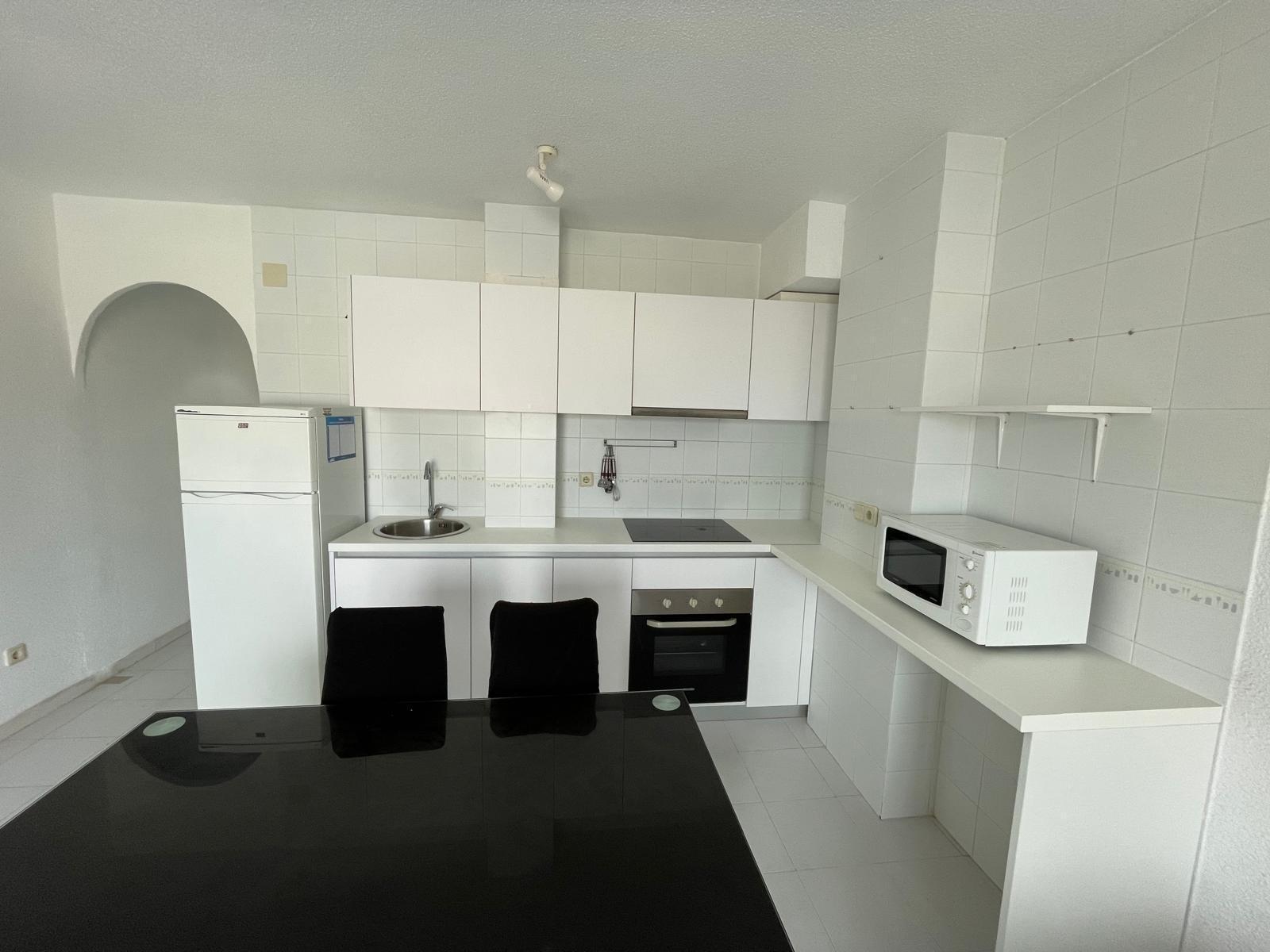 2 Bed, 1 Bath, ApartmentFor Sale, Torrevieja, Alicante