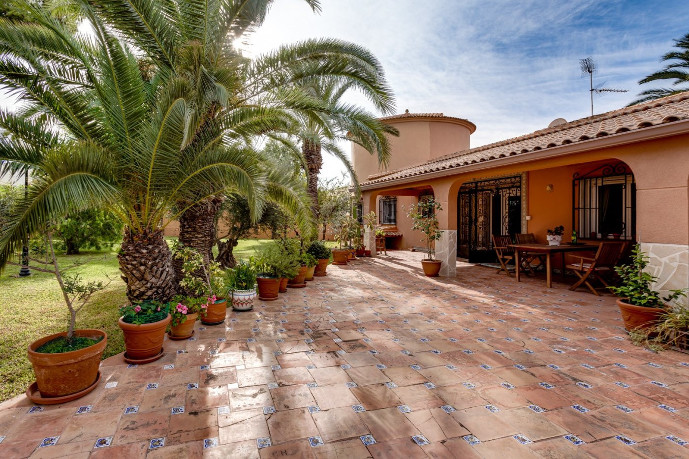 5 Bed, 3 Bath, HouseFor Sale, Torrevieja, Alicante