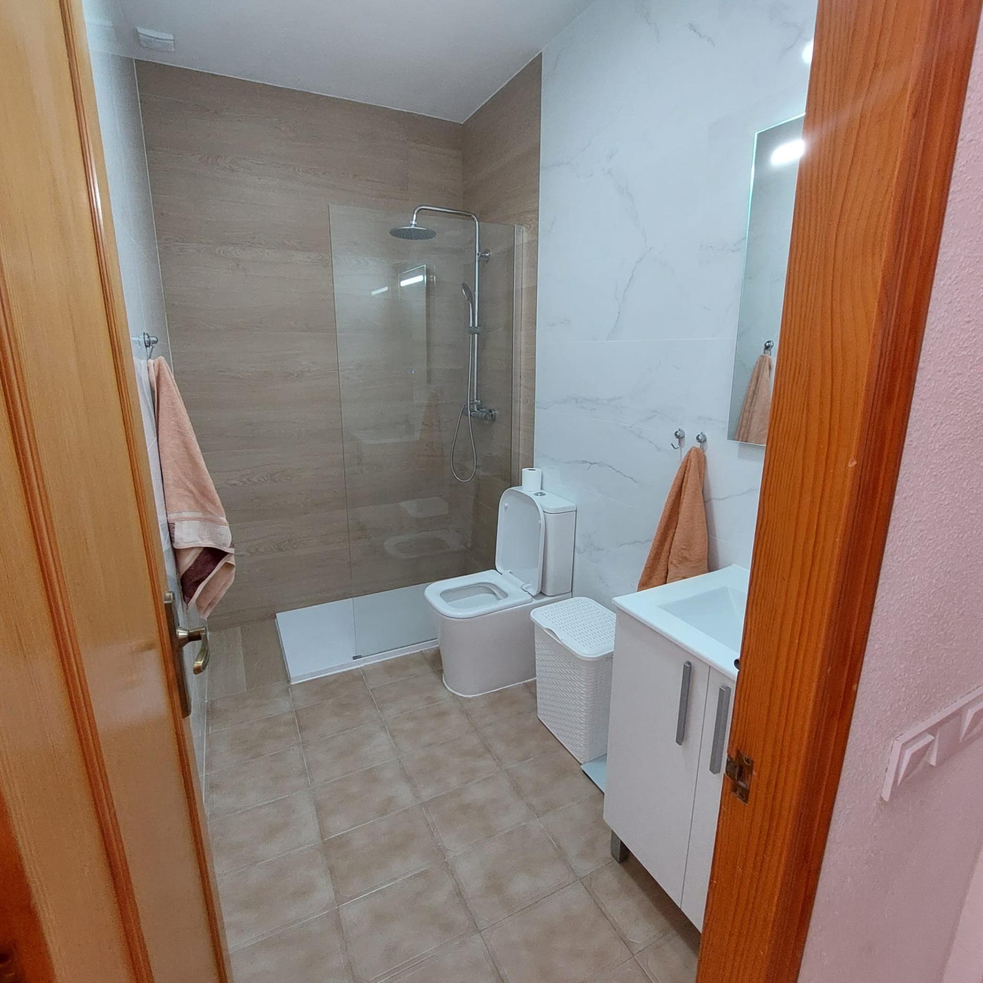 2 Bed, 2 Bath, ApartmentFor Sale, Torrevieja, Alicante
