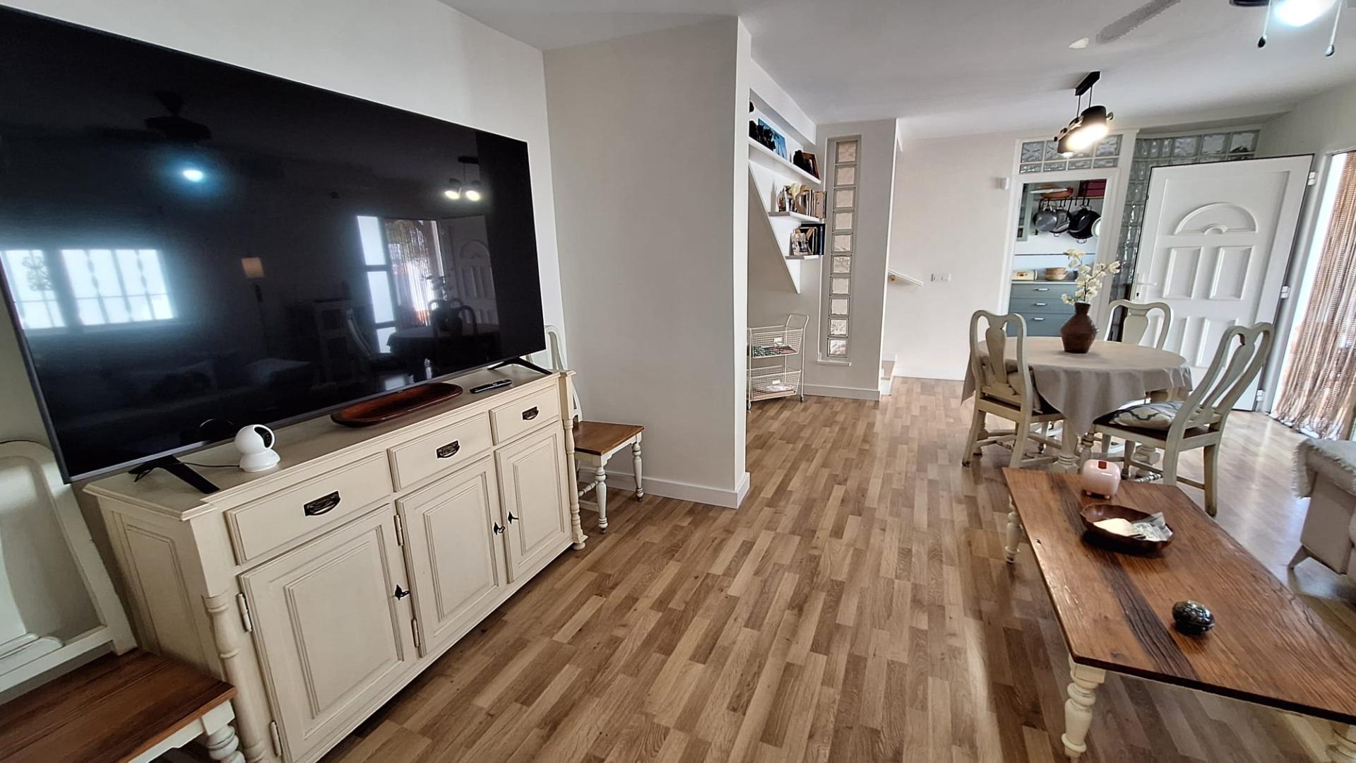 4 Bed, 3 Bath, HouseFor Sale, Torrevieja, Alicante