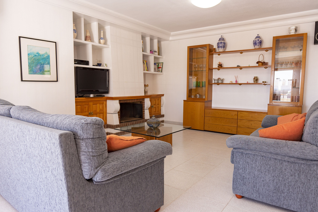 7 Bed, 4 Bath, ApartmentFor Sale, Torrevieja, Alicante