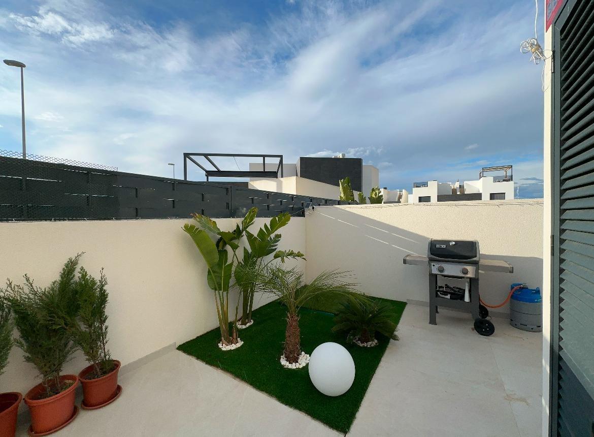 2 Bed, 2 Bath, HouseFor Sale, Benijofar, Alicante