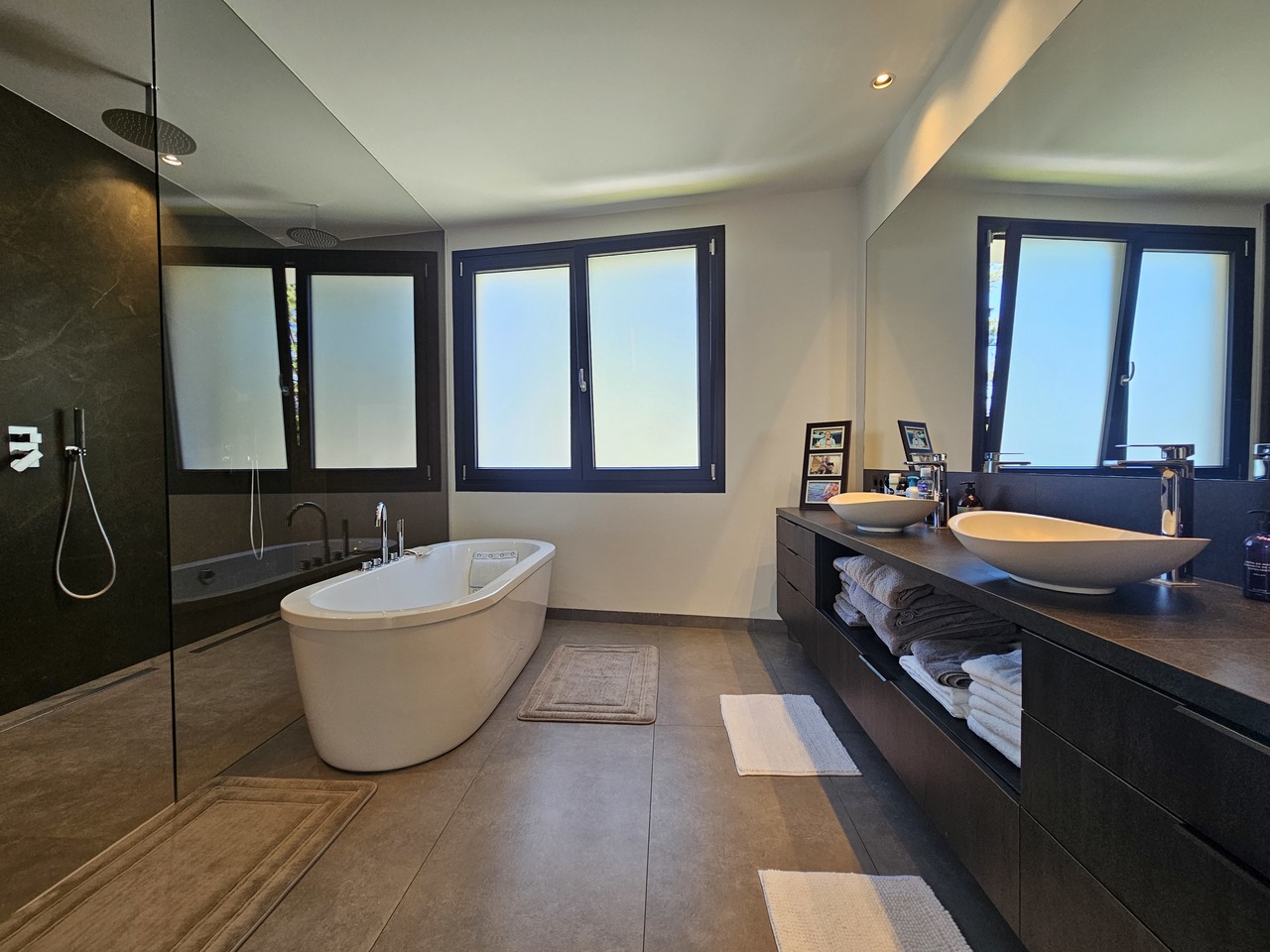 4 Bed, 6 Bath, HouseFor Sale, Cabo Roig, Alicante