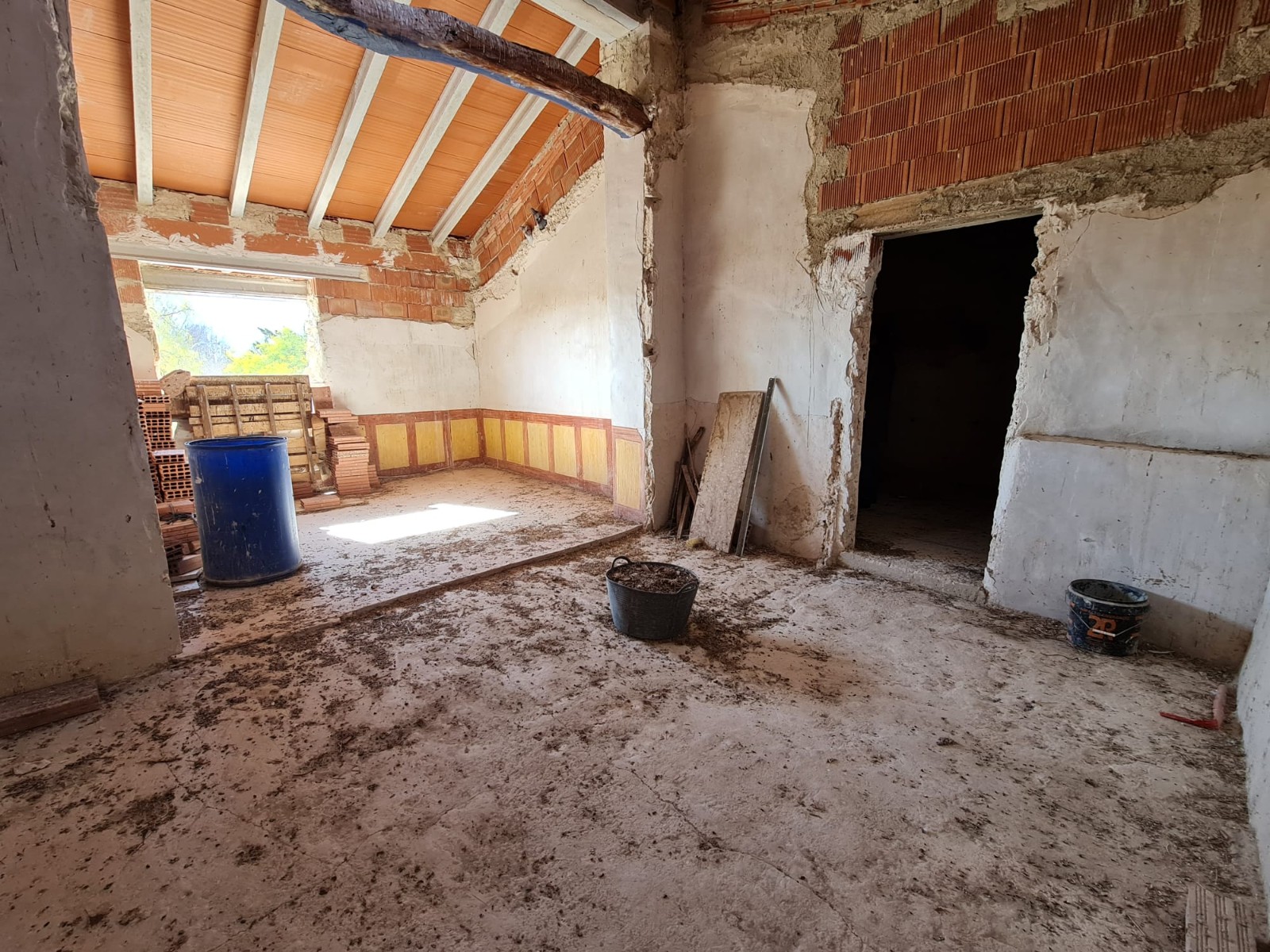 6 Bed, 3 Bath, HouseFor Sale, Pinoso, Alicante