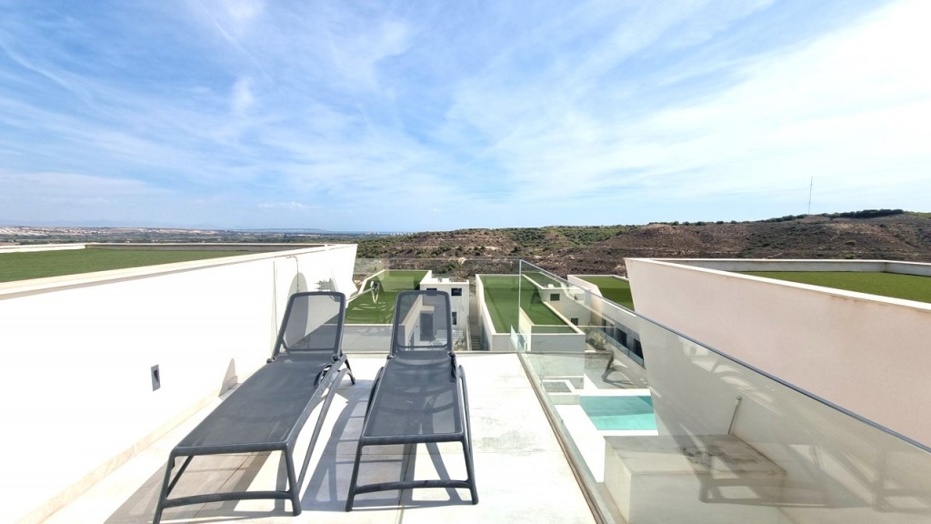 4 Bed, 4 Bath, HouseFor Sale, Rojales, Alicante