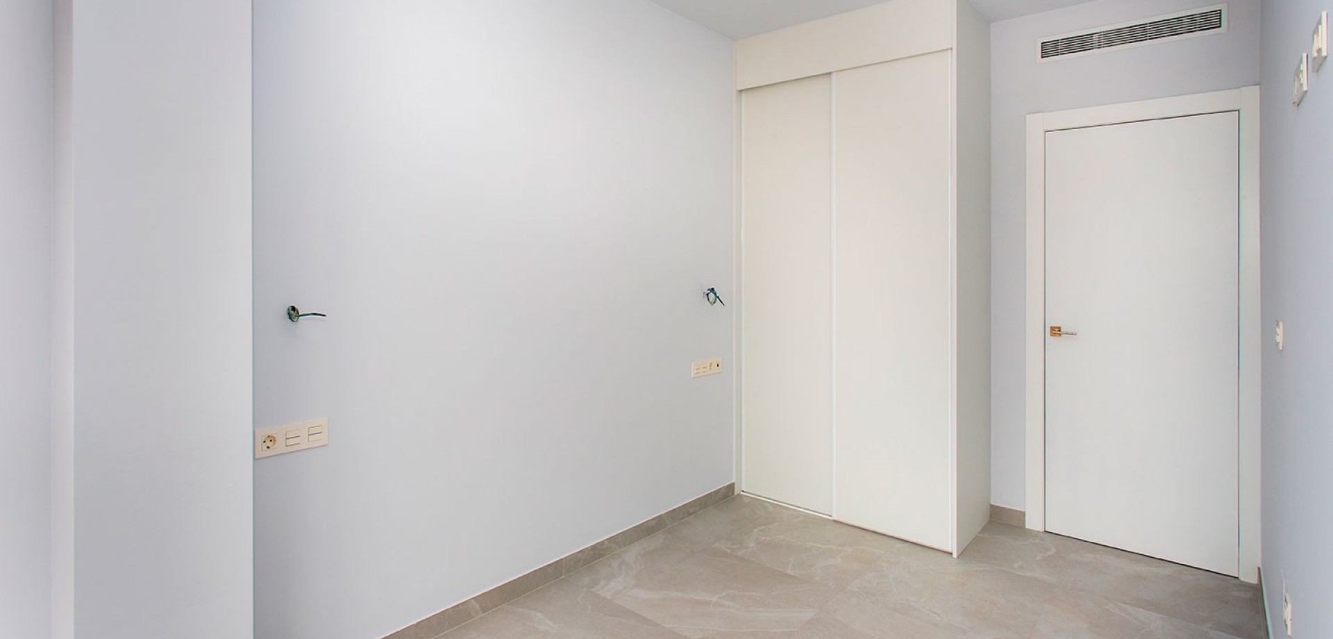 2 Bed, 2 Bath, ApartmentFor Sale, Torrevieja, Alicante 2 Bed, 2 Bath, ApartmentFor Sale, Torrevieja, Alicante