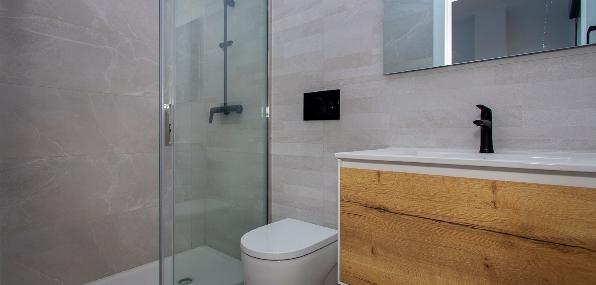 2 Bed, 2 Bath, ApartmentFor Sale, Torrevieja, Alicante 2 Bed, 2 Bath, ApartmentFor Sale, Torrevieja, Alicante