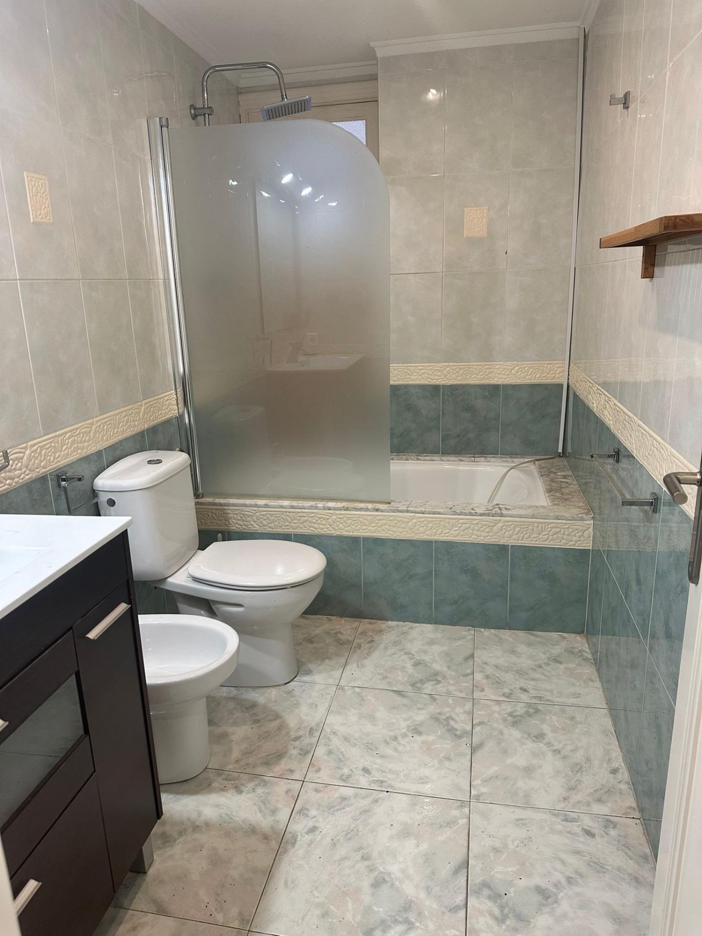 3 Bed, 2 Bath, ApartmentFor Sale, Torrevieja, Alicante 3 Bed, 2 Bath, ApartmentFor Sale, Torrevieja, Alicante