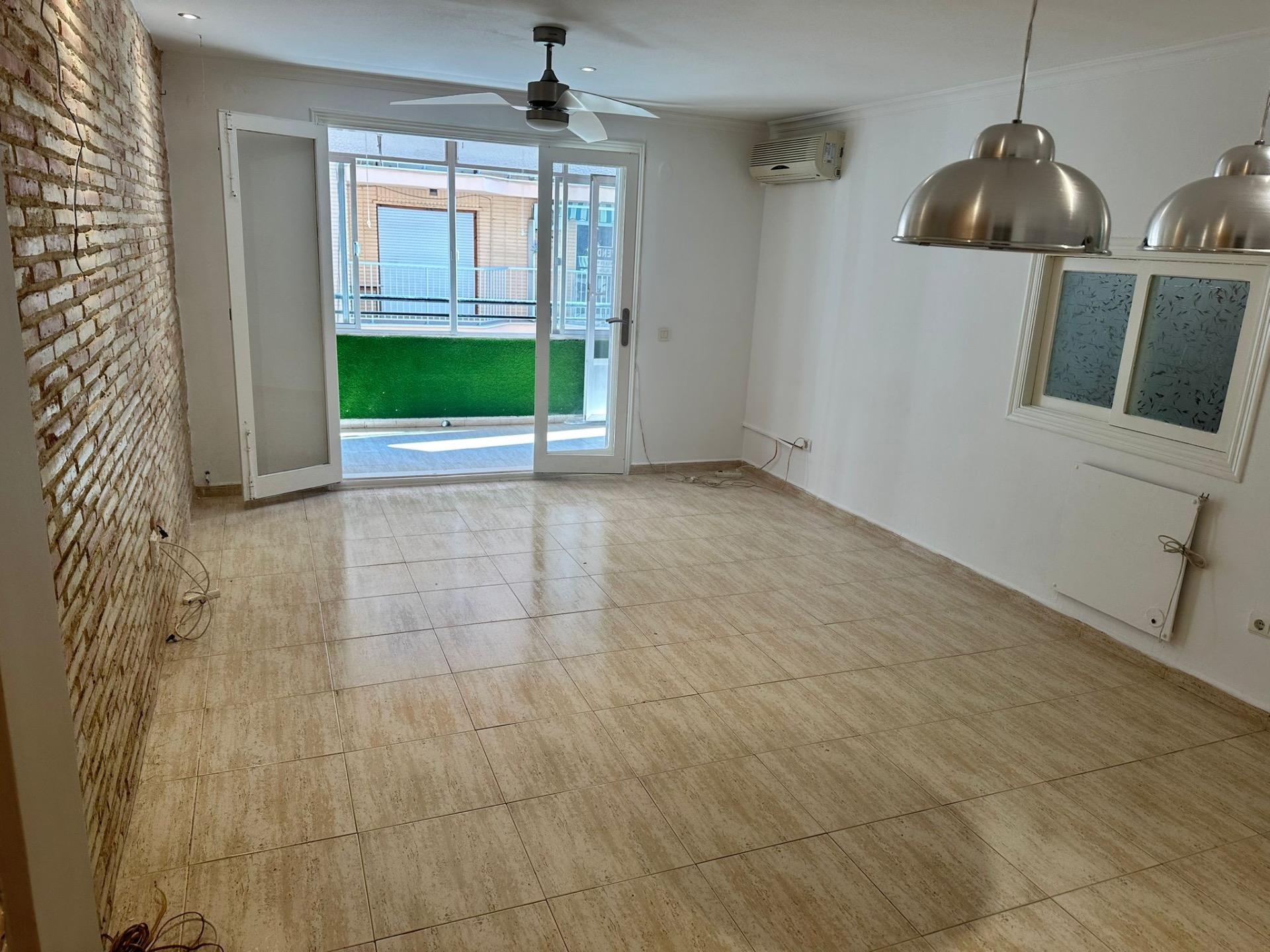 3 Bed, 2 Bath, ApartmentFor Sale, Torrevieja, Alicante 3 Bed, 2 Bath, ApartmentFor Sale, Torrevieja, Alicante