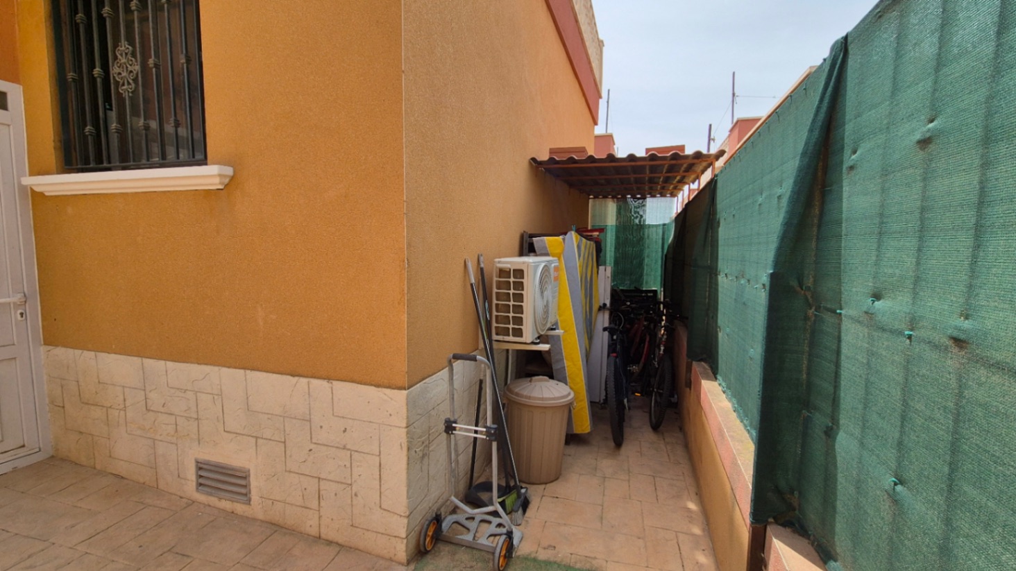 2 Bed, 2 Bath, HouseFor Sale, Torrevieja, Alicante