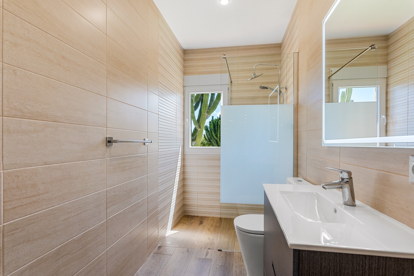 6 Bed, 3 Bath, HouseFor Sale, Los Montesinos, Alicante