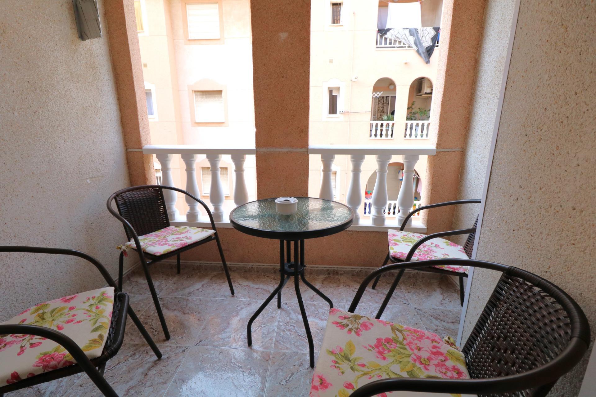 2 Bed, 1 Bath, ApartmentFor Sale, Torrevieja, Alicante