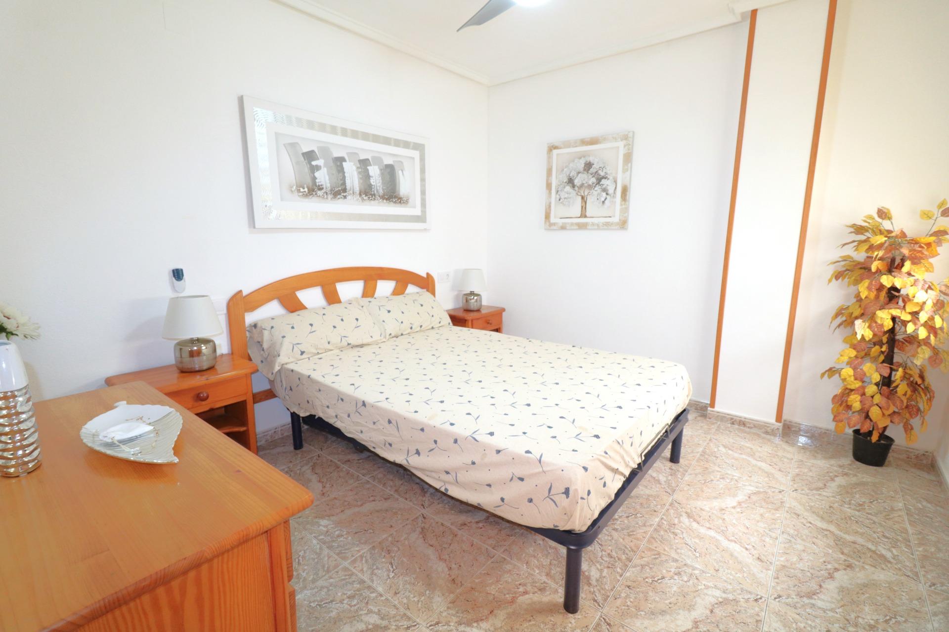 2 Bed, 1 Bath, ApartmentFor Sale, Torrevieja, Alicante