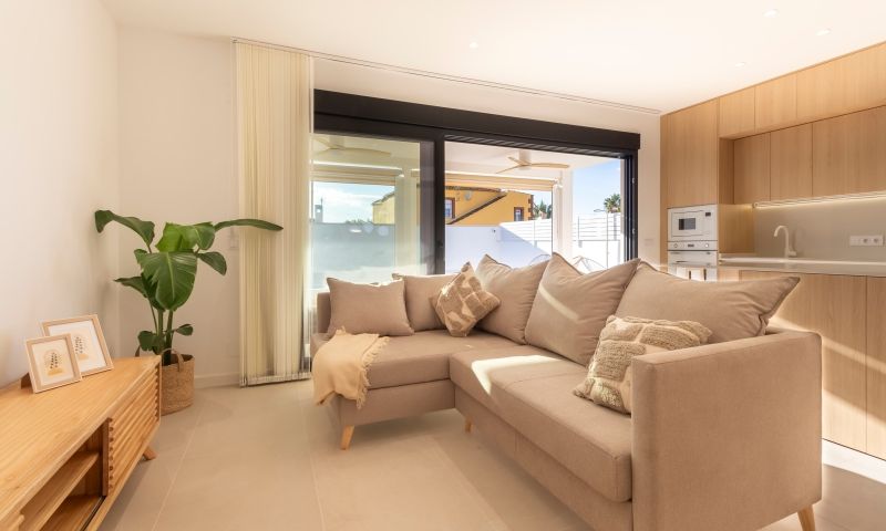 3 Bed, 2 Bath, HouseFor Sale, Torrevieja, Alicante