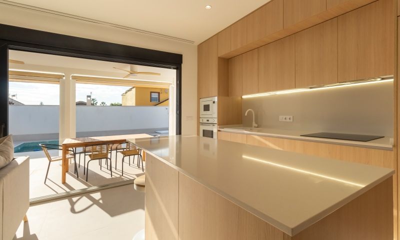 3 Bed, 2 Bath, HouseFor Sale, Torrevieja, Alicante