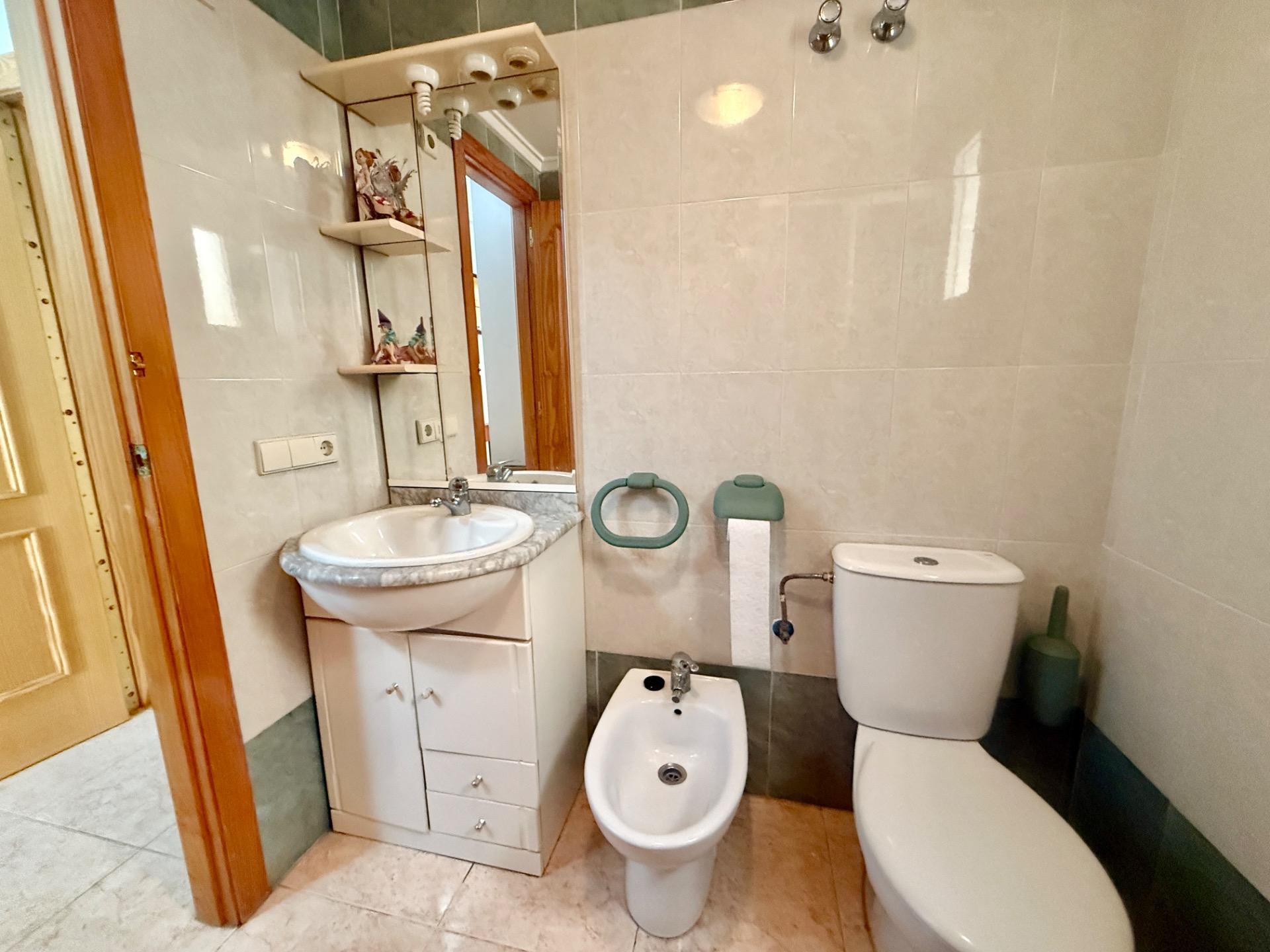2 Bed, 1 Bath, ApartmentFor Sale, Torrevieja, Alicante 2 Bed, 1 Bath, ApartmentFor Sale, Torrevieja, Alicante