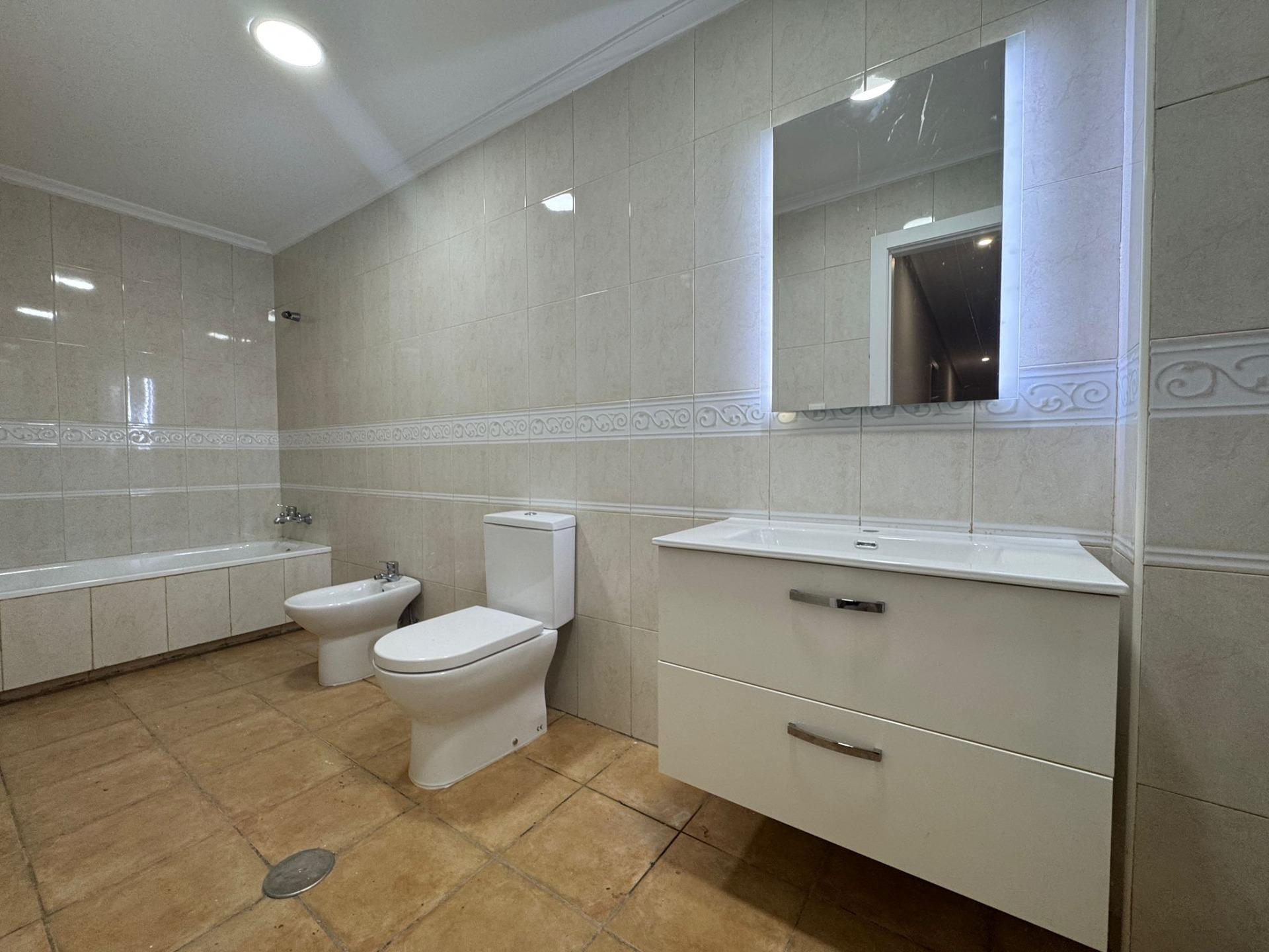 3 Bed, 2 Bath, ApartmentFor Sale, Catral, Alicante 3 Bed, 2 Bath, ApartmentFor Sale, Catral, Alicante