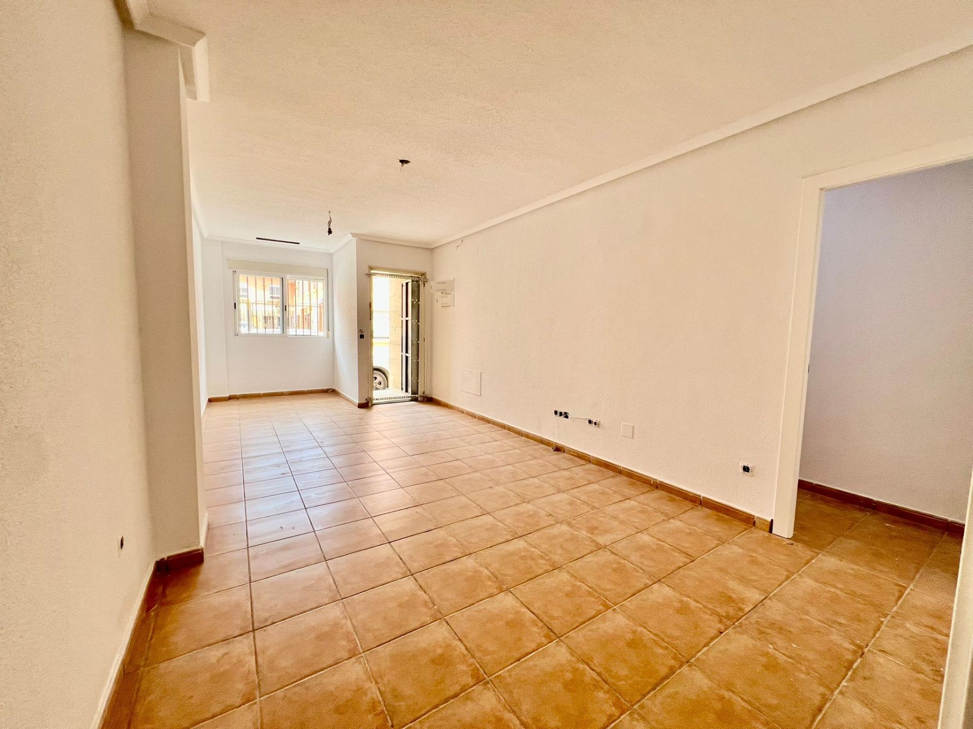 3 Bed, 2 Bath, ApartmentFor Sale, Catral, Alicante 3 Bed, 2 Bath, ApartmentFor Sale, Catral, Alicante