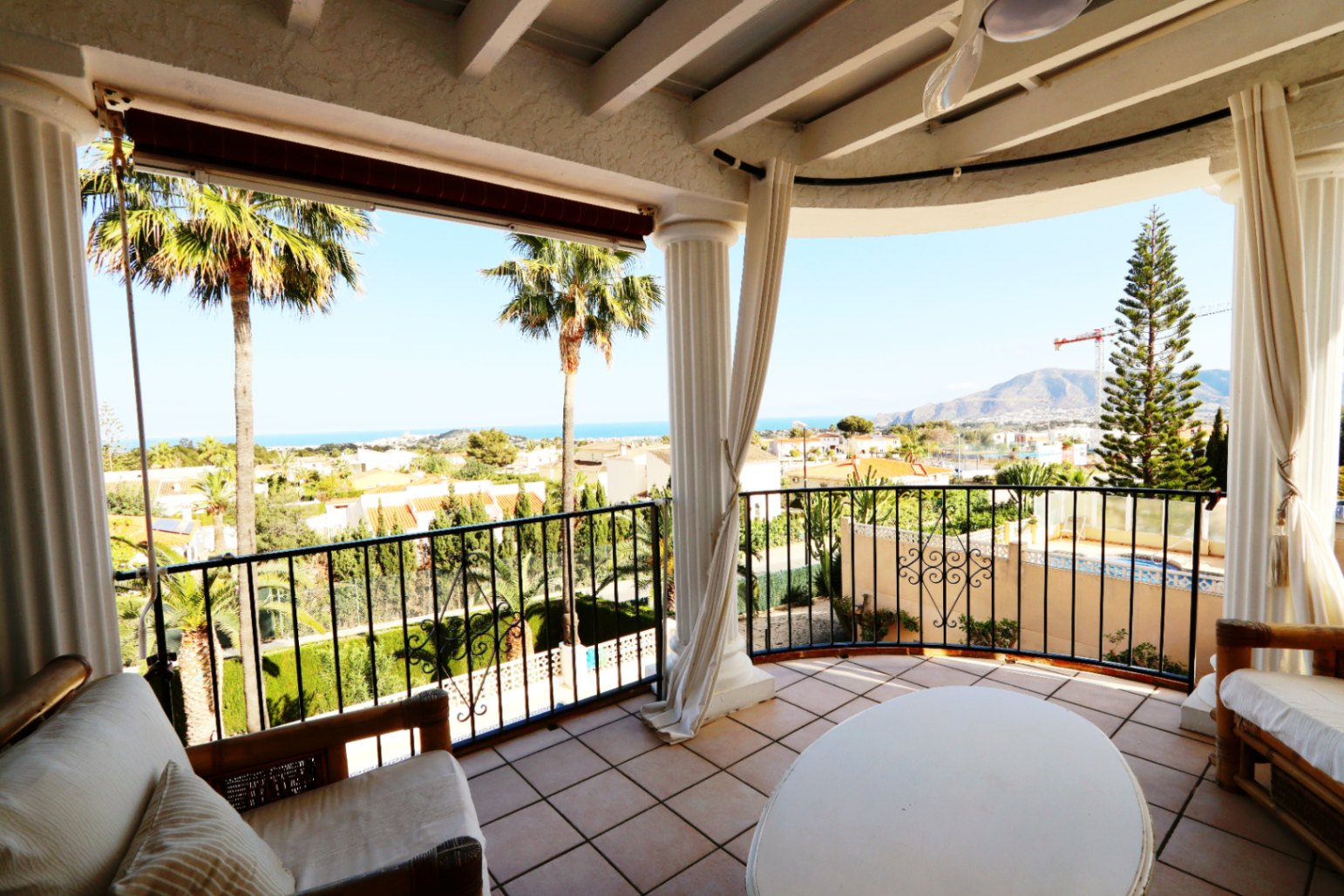 5 Bed, 4 Bath, HouseFor Sale, La Nucia, Alicante