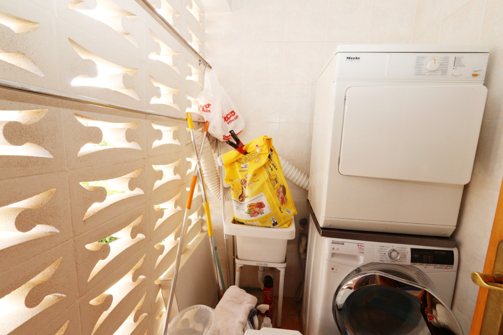 5 Bed, 4 Bath, HouseFor Sale, La Nucia, Alicante