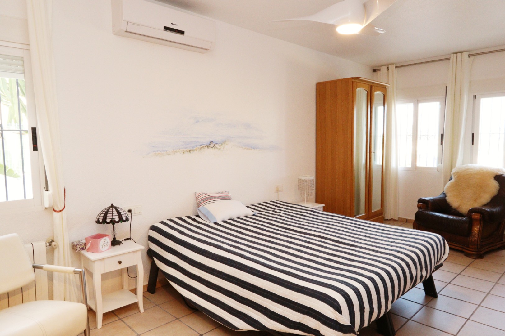 5 Bed, 4 Bath, HouseFor Sale, La Nucia, Alicante