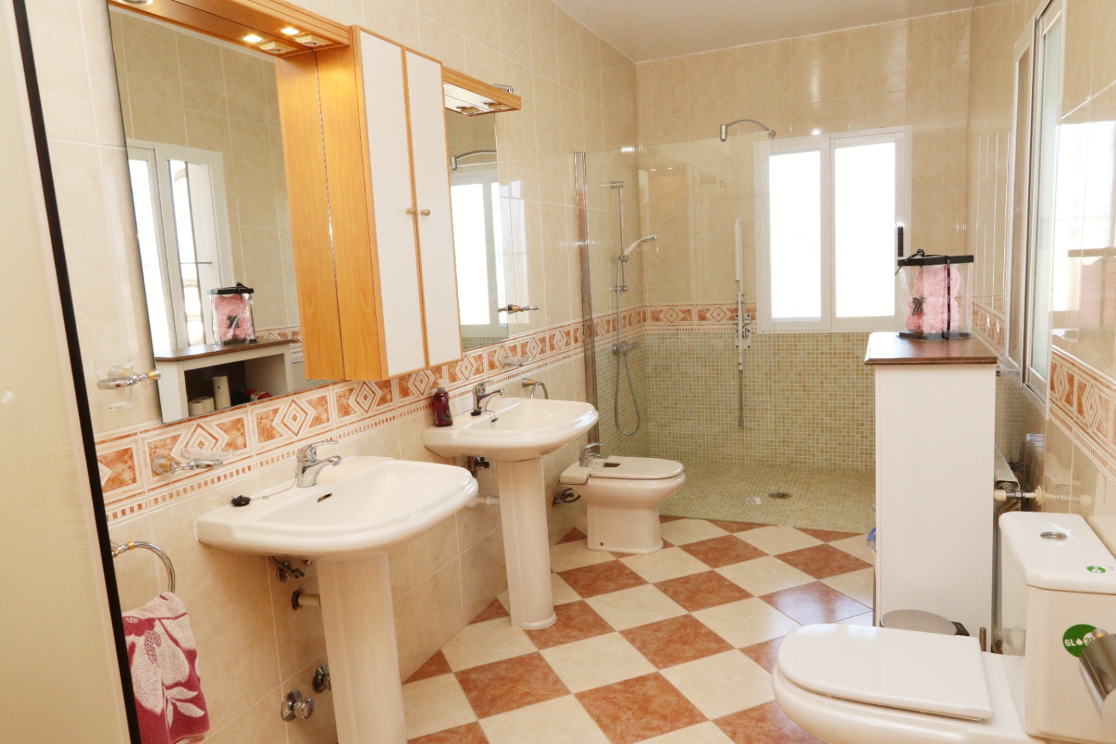 5 Bed, 4 Bath, HouseFor Sale, La Nucia, Alicante